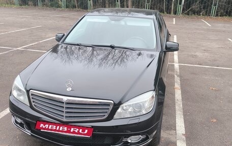 Mercedes-Benz C-Класс, 2009 год, 1 050 000 рублей, 3 фотография