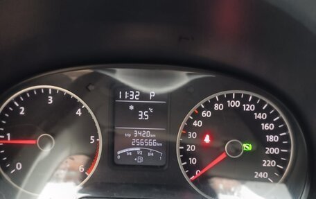 Volkswagen Amarok I рестайлинг, 2013 год, 1 680 000 рублей, 9 фотография