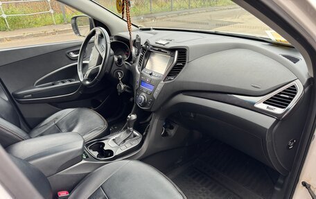 Hyundai Santa Fe III рестайлинг, 2013 год, 2 000 000 рублей, 11 фотография