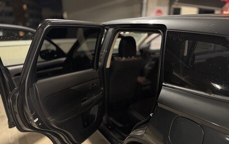 Mitsubishi Outlander III рестайлинг 3, 2020 год, 2 400 000 рублей, 13 фотография