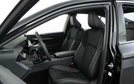 Toyota Camry, 2025 год, 5 048 888 рублей, 11 фотография