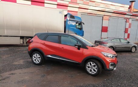 Renault Kaptur I рестайлинг, 2016 год, 1 199 999 рублей, 8 фотография