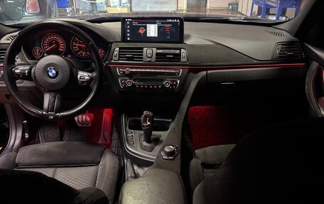 BMW 3 серия, 2015 год, 2 300 000 рублей, 31 фотография