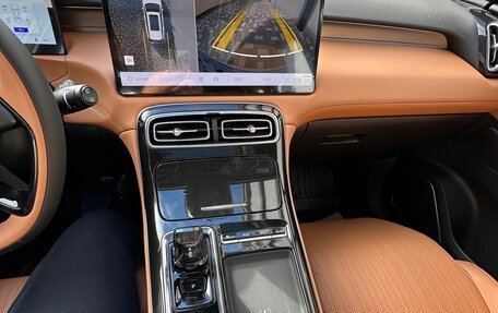 Geely Atlas, 2025 год, 2 900 000 рублей, 7 фотография