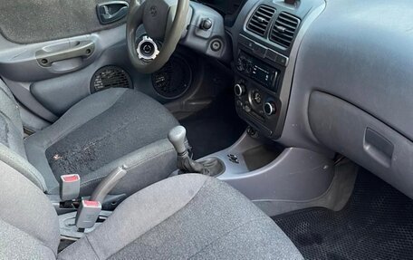 Hyundai Accent II, 2005 год, 270 000 рублей, 6 фотография