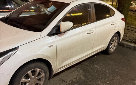 Hyundai Solaris II рестайлинг, 2017 год, 1 200 000 рублей, 2 фотография