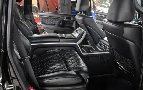 Toyota Land Cruiser 200, 2018 год, 6 800 000 рублей, 11 фотография