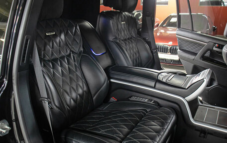 Toyota Land Cruiser 200, 2018 год, 6 800 000 рублей, 24 фотография