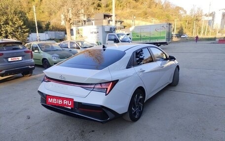 Hyundai Elantra, 2024 год, 2 030 000 рублей, 13 фотография