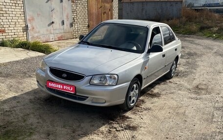 Hyundai Accent II, 2004 год, 350 000 рублей, 1 фотография
