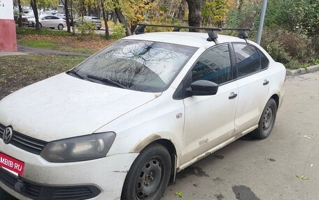 Volkswagen Polo VI (EU Market), 2013 год, 299 999 рублей, 2 фотография