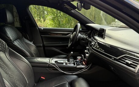 BMW 7 серия, 2017 год, 3 950 000 рублей, 13 фотография