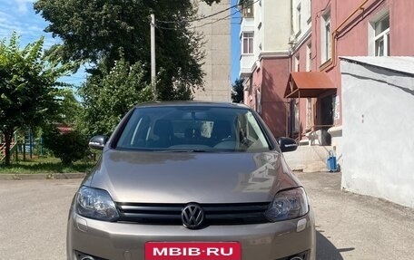 Volkswagen Golf Plus II, 2012 год, 690 000 рублей, 2 фотография