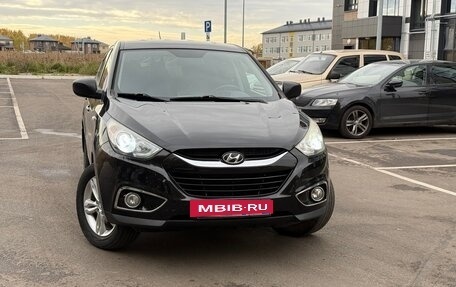 Hyundai ix35 I рестайлинг, 2013 год, 930 000 рублей, 2 фотография