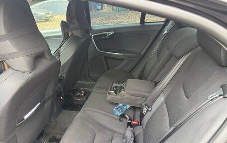 Volvo S60 III, 2011 год, 900 000 рублей, 6 фотография