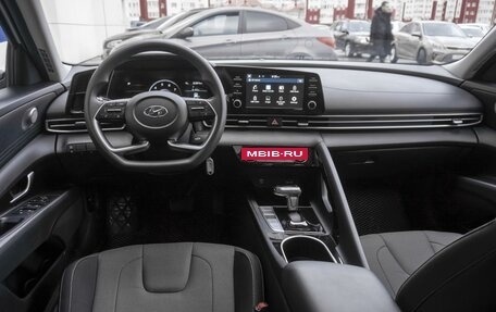 Hyundai Elantra, 2023 год, 2 119 000 рублей, 6 фотография