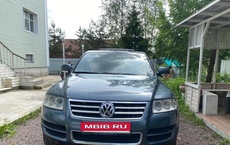 Volkswagen Touareg III, 2004 год, 1 350 000 рублей, 2 фотография