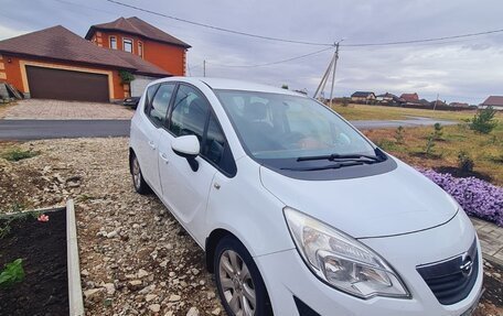Opel Meriva, 2011 год, 1 000 000 рублей, 2 фотография