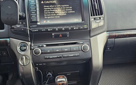 Toyota Land Cruiser 200, 2008 год, 2 690 000 рублей, 2 фотография