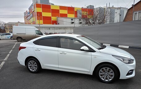 Hyundai Solaris II рестайлинг, 2019 год, 1 200 000 рублей, 3 фотография