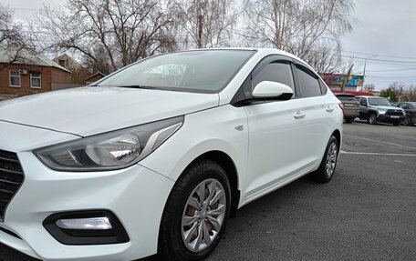 Hyundai Solaris II рестайлинг, 2019 год, 1 200 000 рублей, 6 фотография