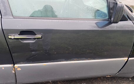 Mercedes-Benz E-Класс, 1995 год, 300 000 рублей, 8 фотография