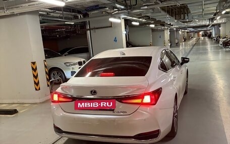 Lexus ES VII, 2020 год, 3 990 000 рублей, 2 фотография