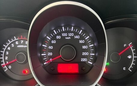 KIA Rio III рестайлинг, 2014 год, 850 000 рублей, 4 фотография