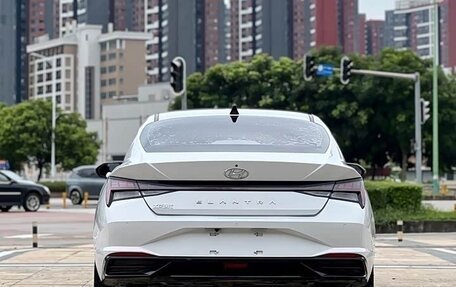 Hyundai Elantra, 2022 год, 1 413 732 рублей, 6 фотография