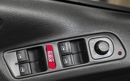 Volkswagen Tiguan I, 2011 год, 1 188 000 рублей, 16 фотография