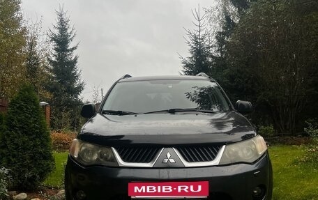 Mitsubishi Outlander III рестайлинг 3, 2007 год, 790 000 рублей, 3 фотография