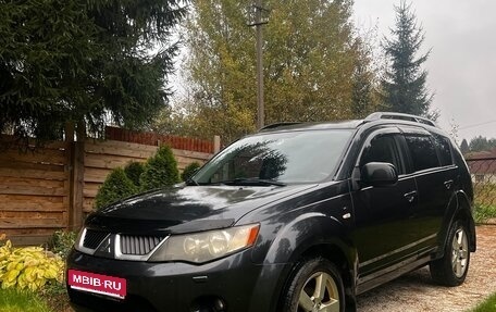 Mitsubishi Outlander III рестайлинг 3, 2007 год, 790 000 рублей, 1 фотография
