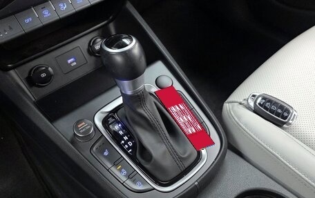 Hyundai Kona I, 2021 год, 1 650 000 рублей, 10 фотография