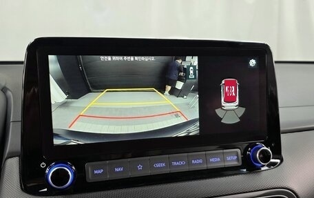 Hyundai Kona I, 2021 год, 1 650 000 рублей, 16 фотография