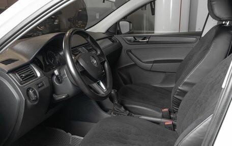 Skoda Rapid I, 2018 год, 1 012 200 рублей, 15 фотография