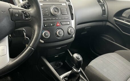 KIA cee'd I рестайлинг, 2010 год, 760 000 рублей, 16 фотография