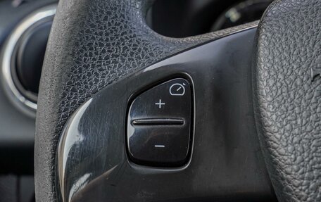 Renault Sandero II рестайлинг, 2018 год, 1 140 000 рублей, 18 фотография