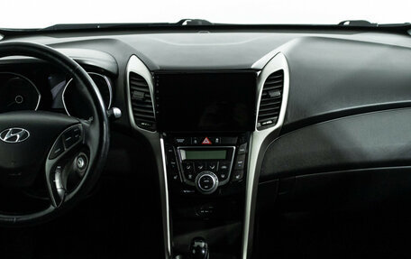 Hyundai i30 II рестайлинг, 2015 год, 989 989 рублей, 14 фотография