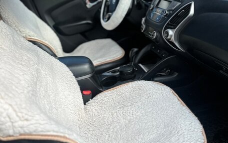 Hyundai Tucson III, 2011 год, 1 350 000 рублей, 1 фотография