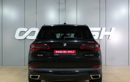 BMW X5, 2018 год, 6 100 000 рублей, 4 фотография