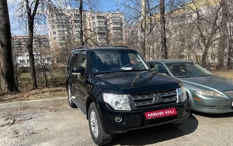 Mitsubishi Pajero IV, 2011 год, 1 900 000 рублей, 1 фотография