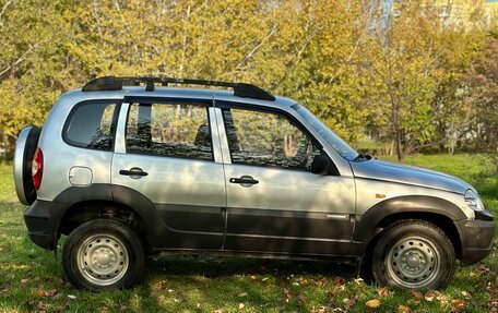 Chevrolet Niva I рестайлинг, 2010 год, 575 000 рублей, 9 фотография