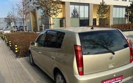 Toyota Opa I рестайлинг, 2001 год, 500 000 рублей, 5 фотография