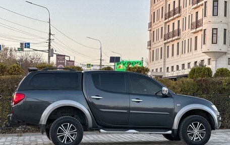 Mitsubishi L200 IV рестайлинг, 2012 год, 1 675 000 рублей, 6 фотография