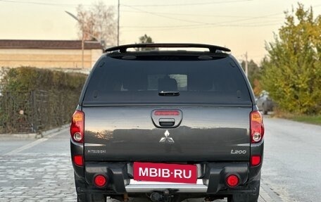 Mitsubishi L200 IV рестайлинг, 2012 год, 1 675 000 рублей, 4 фотография