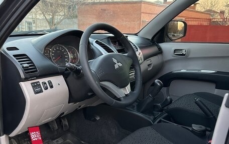 Mitsubishi L200 IV рестайлинг, 2012 год, 1 675 000 рублей, 20 фотография