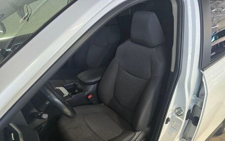 Toyota RAV4, 2021 год, 3 449 000 рублей, 8 фотография