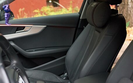 Audi A4, 2018 год, 2 200 000 рублей, 17 фотография