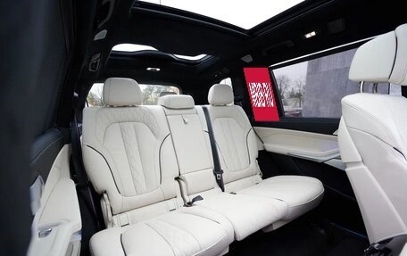 BMW X7, 2025 год, 17 299 000 рублей, 29 фотография