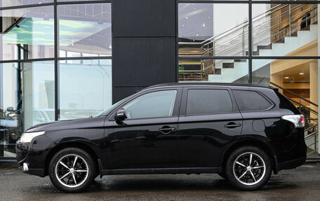 Mitsubishi Outlander III рестайлинг 3, 2013 год, 1 570 000 рублей, 4 фотография